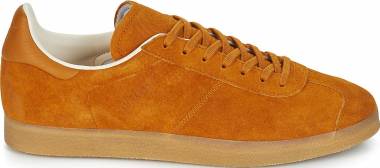 Save 22 On Orange Training Sneakers 2 Models In Stock Runrepeat