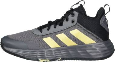 adidas men s ownthecloudfoam shoes basketball grey five matte gold core black 8 5 grey five matte gold core black 6044 380