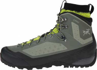 arcteryx mens bora mid gtx hiking boots