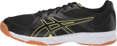 mizuno vs asics volleyball shoes