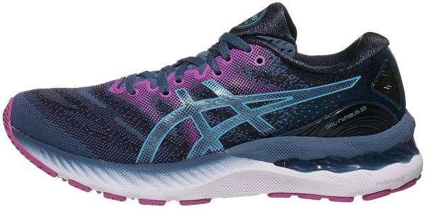 weight of asics running shoes