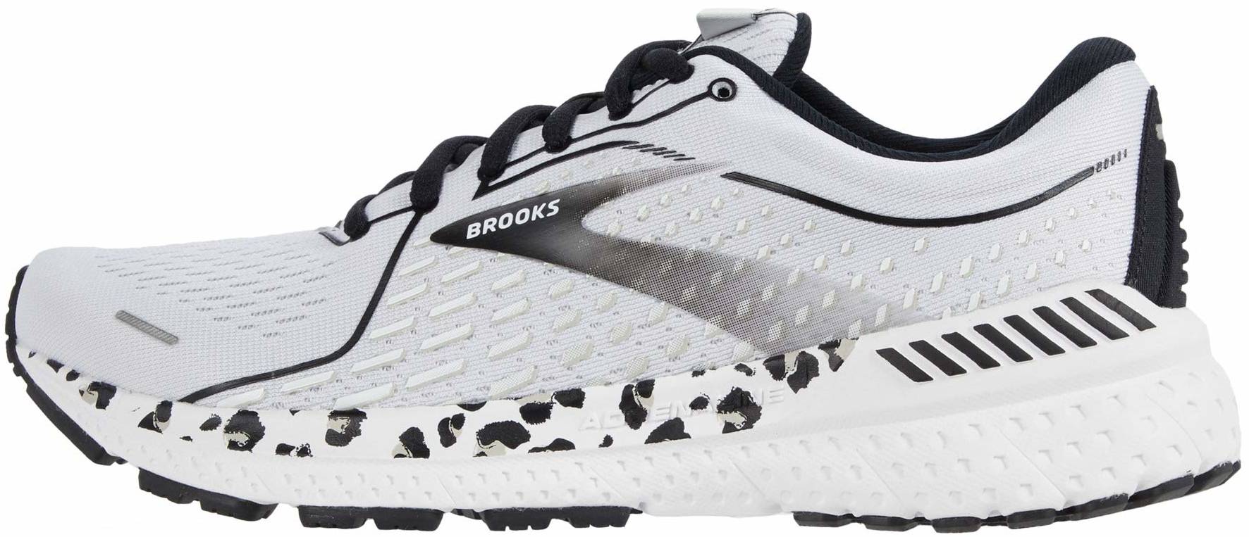 brooks running shoes women white