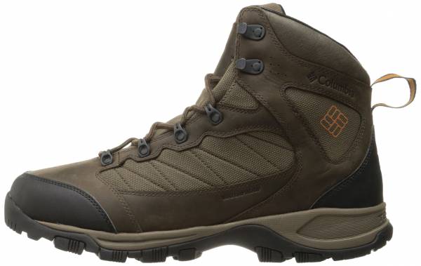 columbia grants pass waterproof men's hiking boots