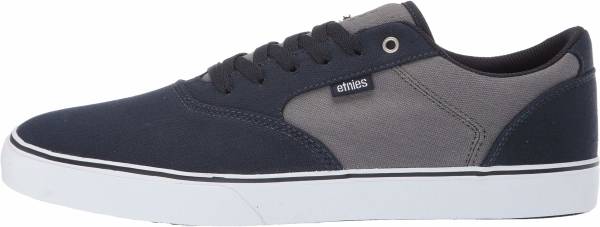 etnies suede shoes