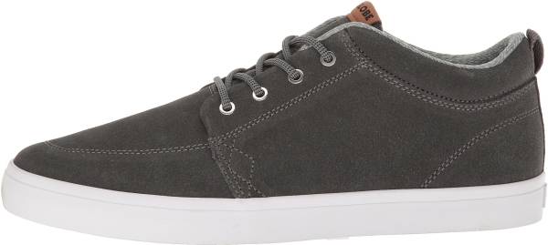 globe gs chukka dark shadow
