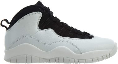 White Jordan Basketball Shoes 