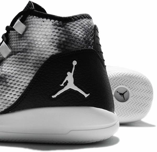 nike jordan reveal black