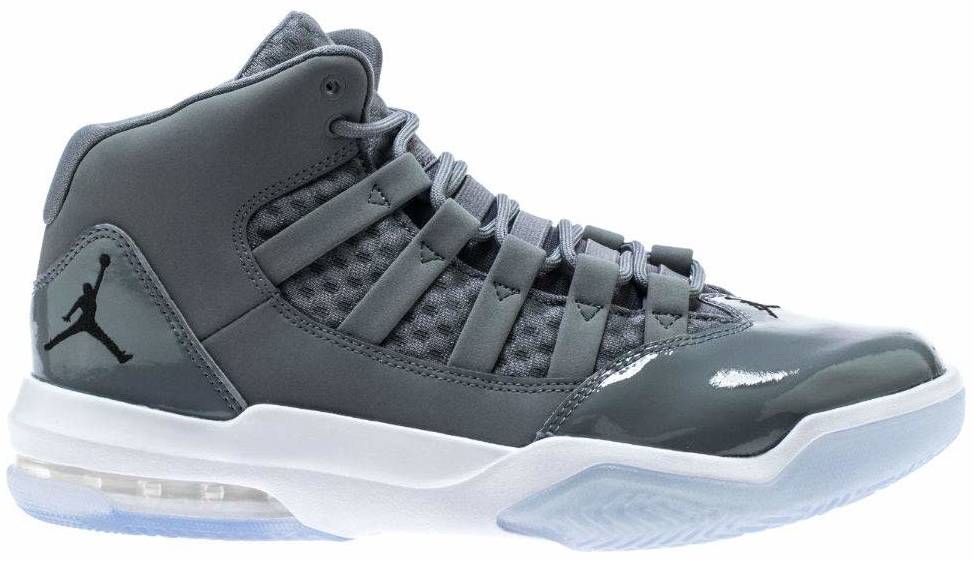 jordan max aura 1 black and white