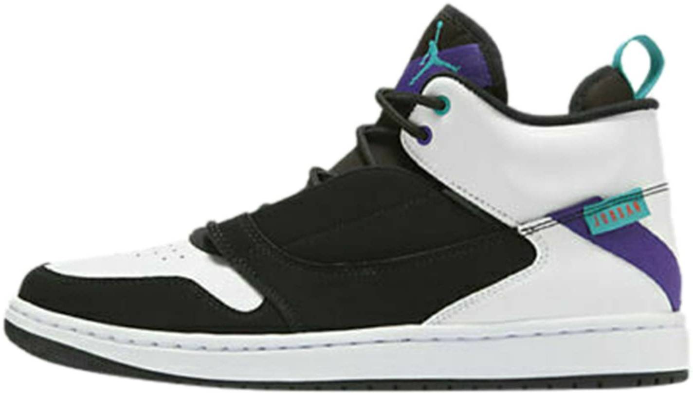 Jordan Fadeaway sneakers in black (only 