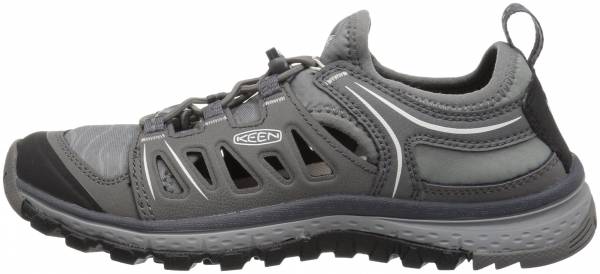 keen travel shoes