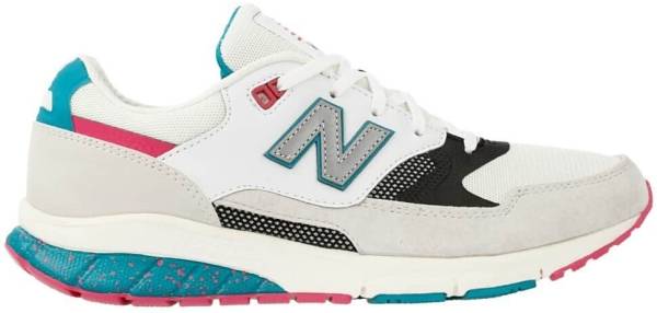 New Balance 530 Vazee sneakers in white 