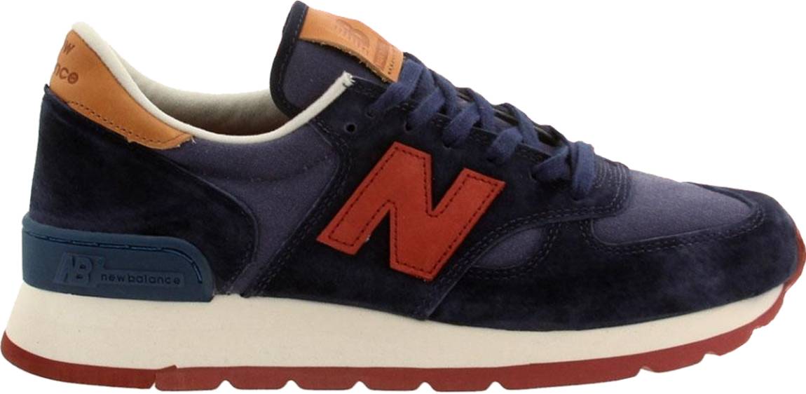 New Balance 990 sneakers in blue 