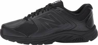 what is the best walking shoe for wide feet