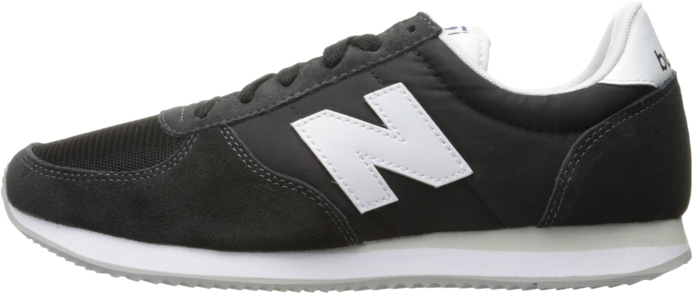 New Balance 220 sneakers in black (only £46) | RunRepeat