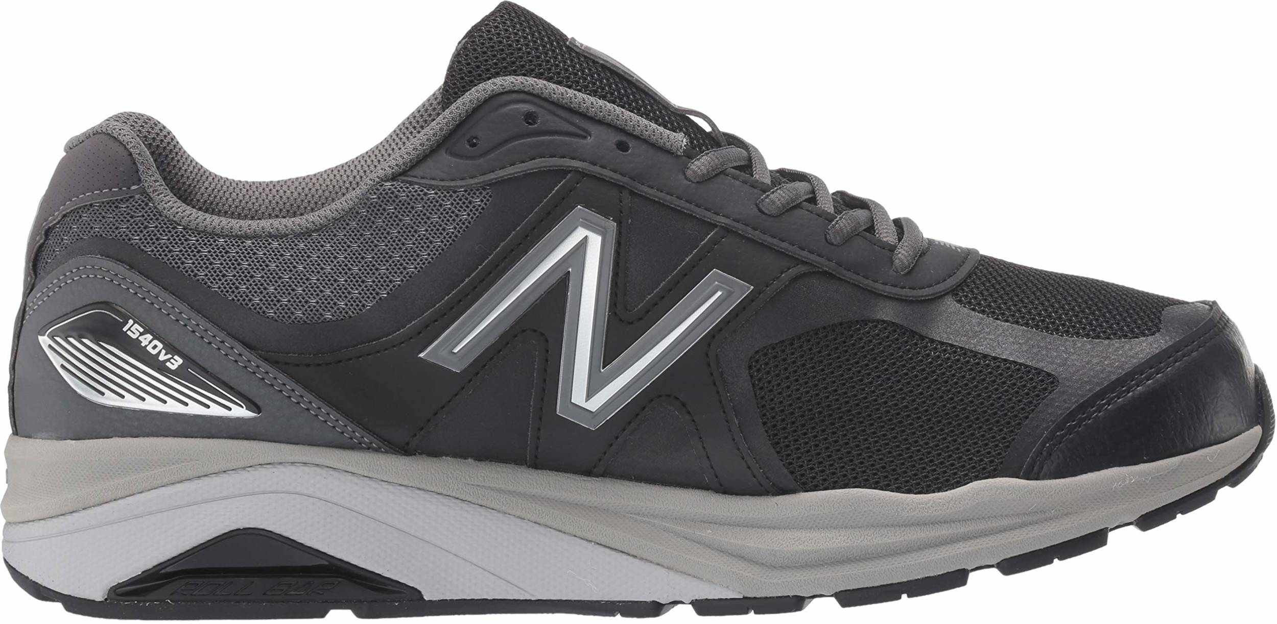 new balance motion control running shoes