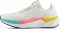 New Balance FuelCell Propel v5 - White (WFCPRLC5)