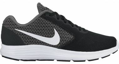 Nike Revolution 3 - Black (819303001)