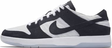 nike sd dunk low skate shoes