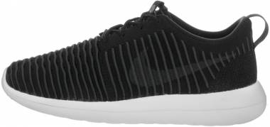 Nike Roshe Two Flyknit - Black/White/Wolf Grey/Dark Grey