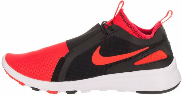 Nike Current Slip-On sneakers in red 