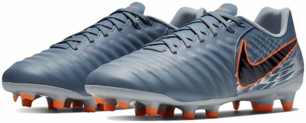 mens 4e wide football cleats