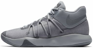 kd youth basketball shoes