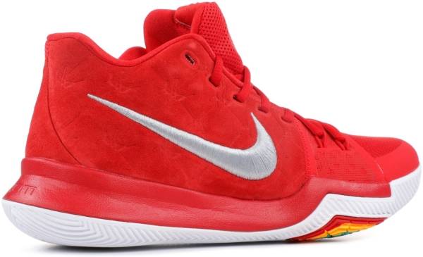 kyrie 3 low footlocker