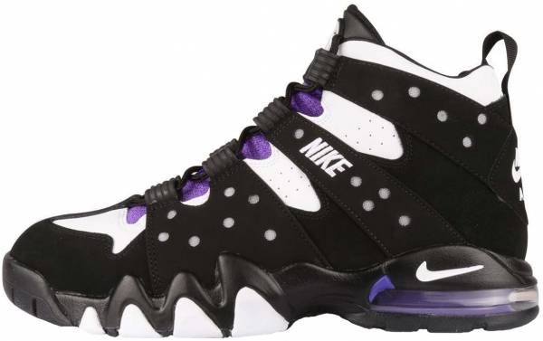 purple and white nike basketball shoes