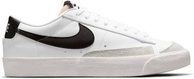 Nike Blazer Low - 102 white (DC4769102)