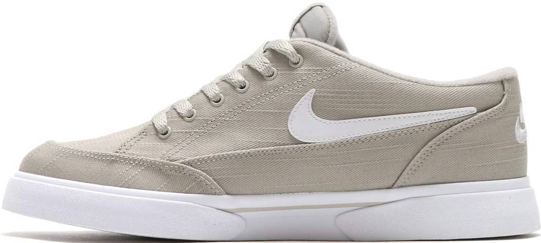 grey nike casual shoes