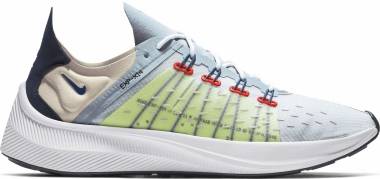 nike running shoes under 2000