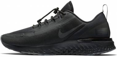 Nike Water Repellent Running Shoes 