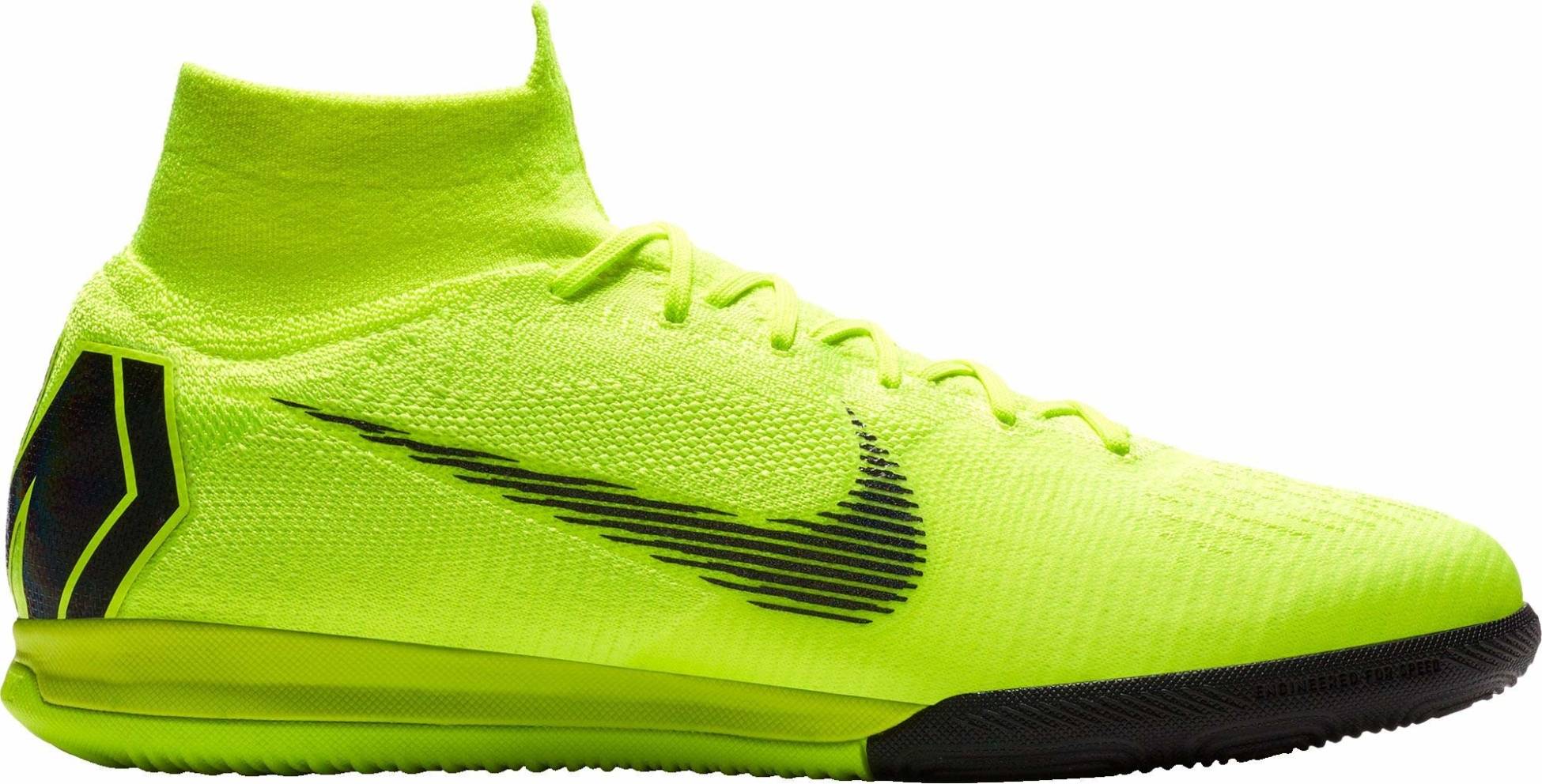 soccer shoes indoor nike