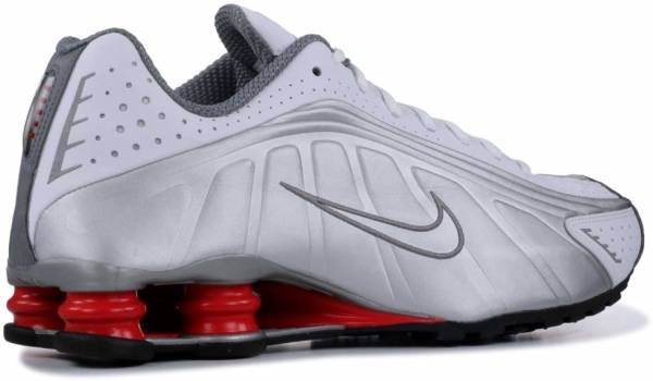 nike shox r4 plus