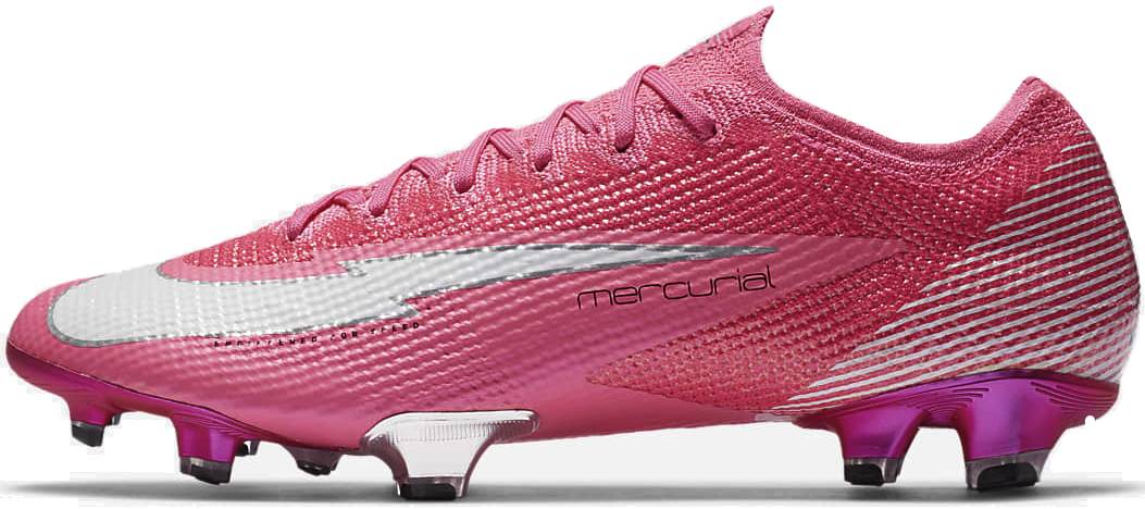 Pink Nike soccer | RunRepeat