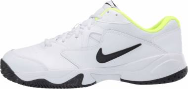 lightest tennis shoes