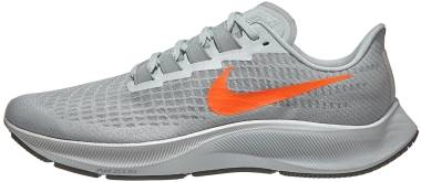 grey nike running shoes