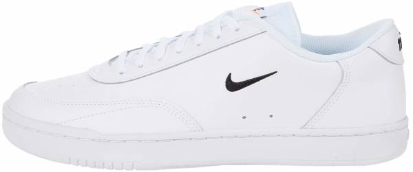 Nike Court Vintage sneakers in white 