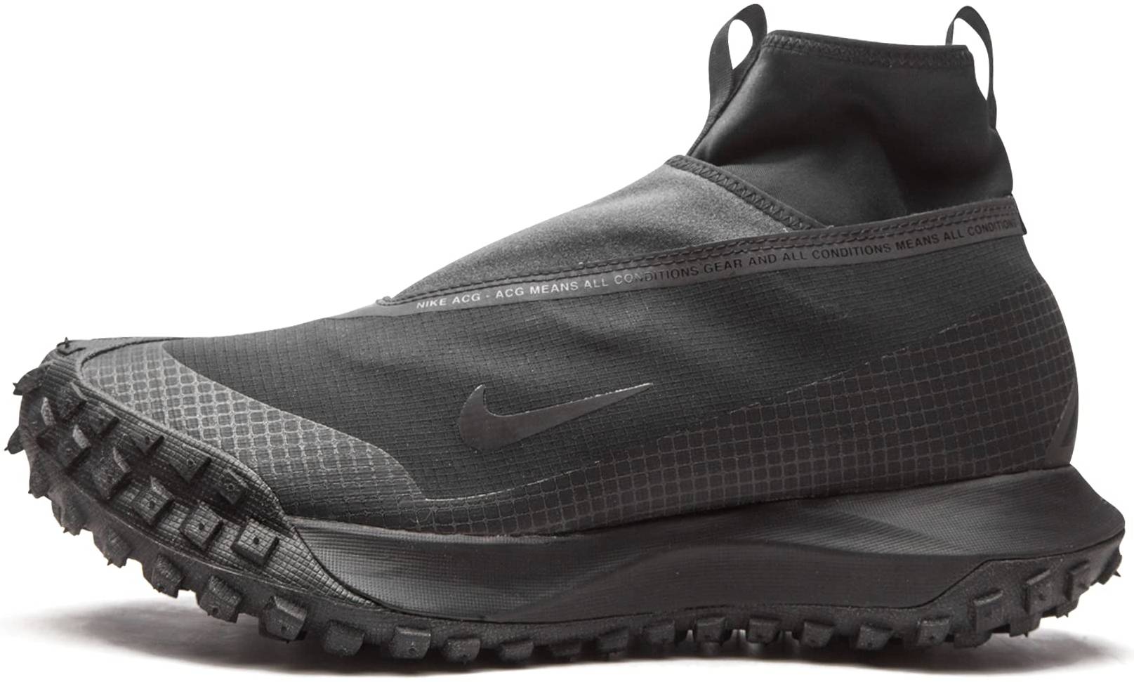 black nike acg sneakers