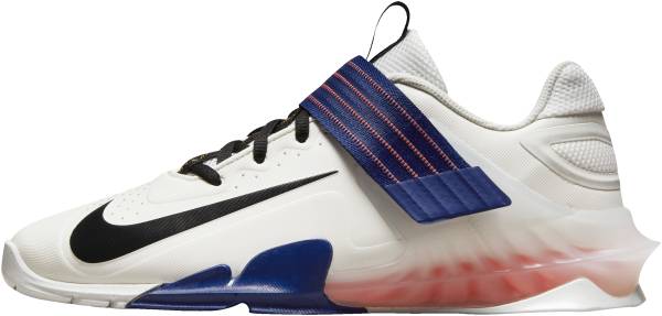Nike Savaleos