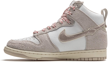 Nike Dunk High SP - 100 light orewood brown/white/red (CW3092100)