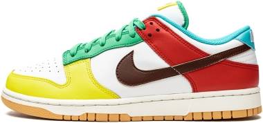 nike mens dunk low se free 99 white basketball sneakers 8 5 white light chocolate roma green e3a2 380