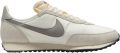 nike waffle trainer 2 se men s shoes sail light bone coconut milk medium grey adult sail light bone coconut milk medium grey 7c37 10726456 120