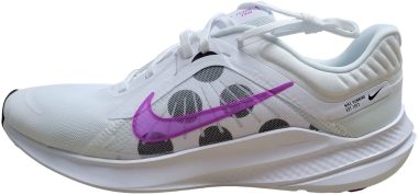 Nike Quest 5 - White/fuschia-black (DD0204102)