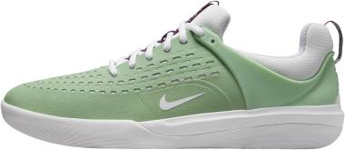 Nike SB Nyjah 3 - Enamel Green/Enamel Green/White (DJ6130300)