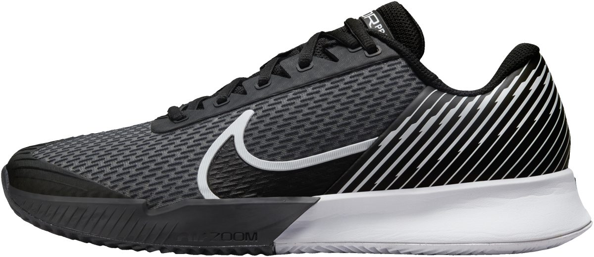 trendy nike tennis shoes