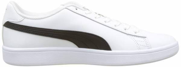 white puma sneakers