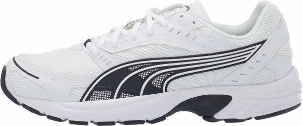 puma axis running shoes