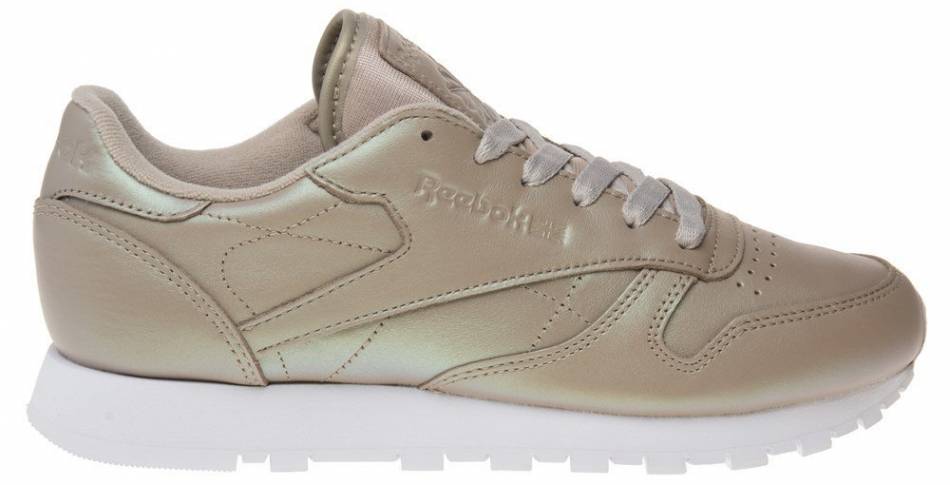 reebok classic leather trainers in gold pearl