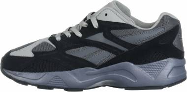 reebok soulja slim